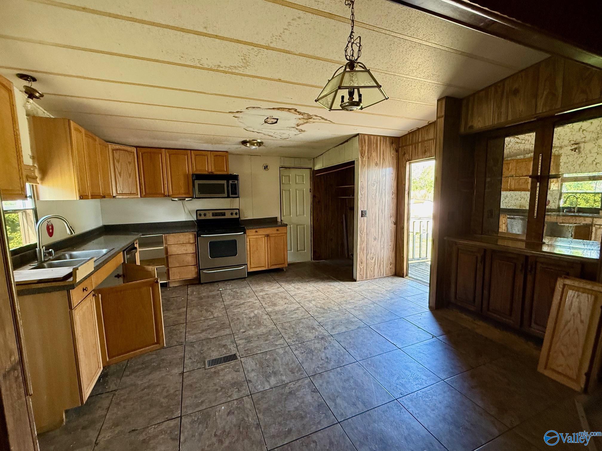 269 Mercury Drive, Joppa, Alabama image 14