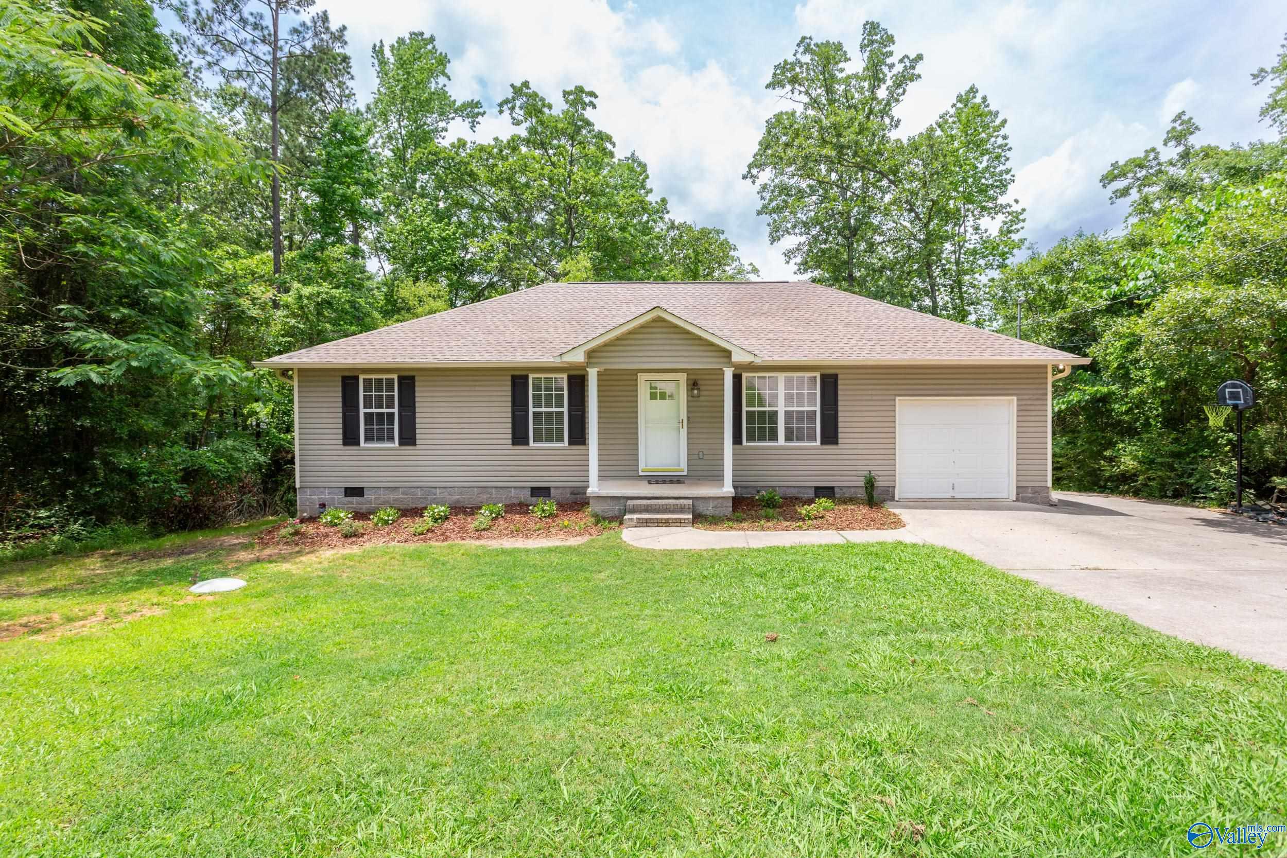 1540 Holiday Drive, Southside, Alabama image 1