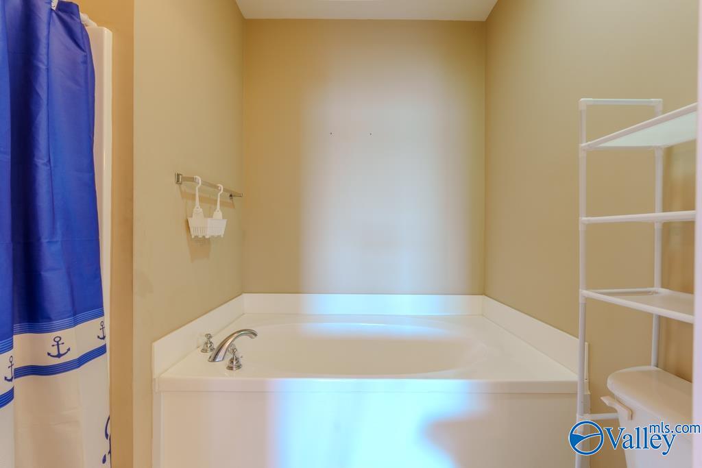 5590 Bay Hill Drive #303, Athens, Alabama image 20