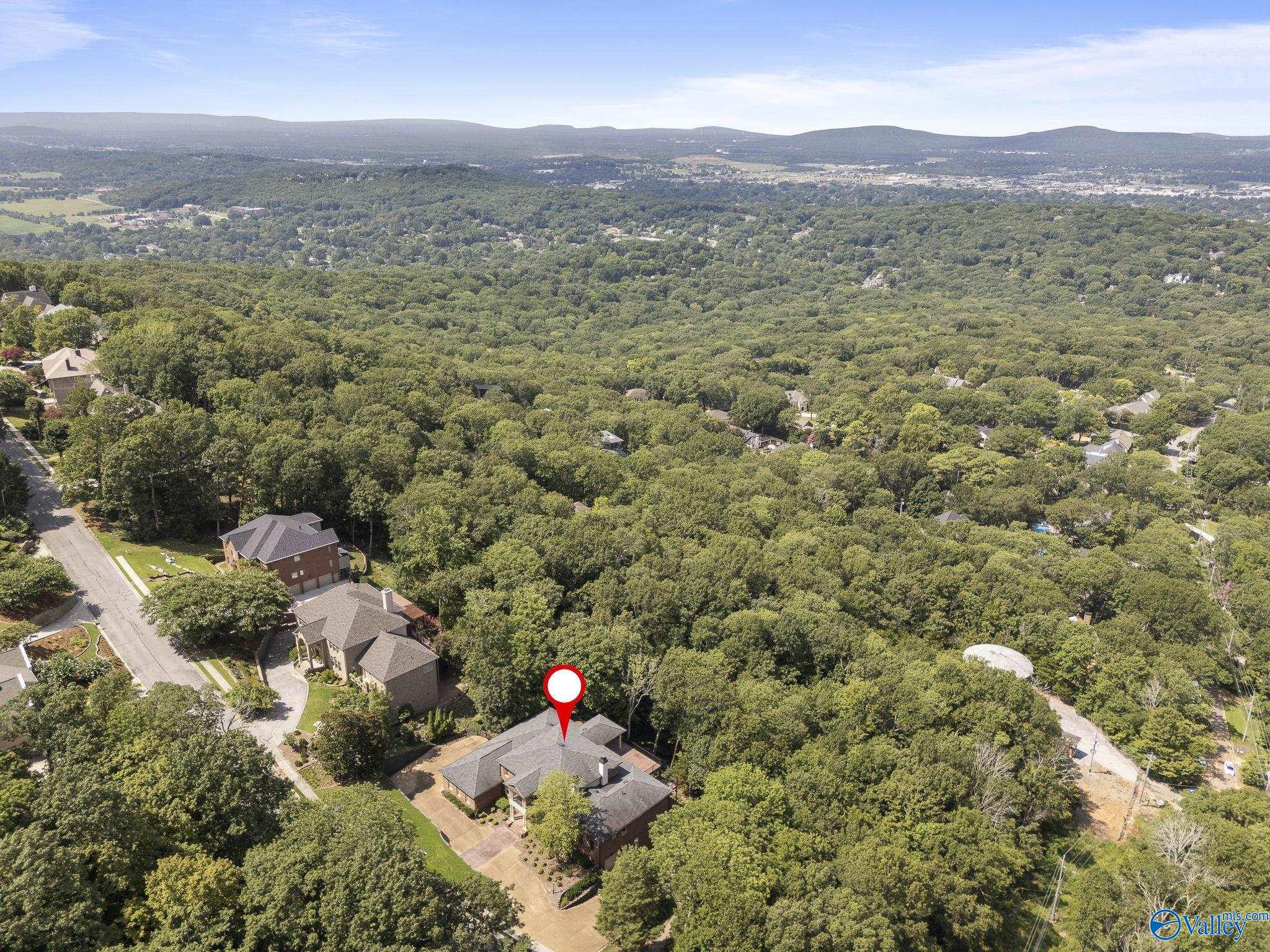 Huntsville, Alabama 35801, United States, 7 Bedrooms Bedrooms, ,6 BathroomsBathrooms,Residential,Active,188524