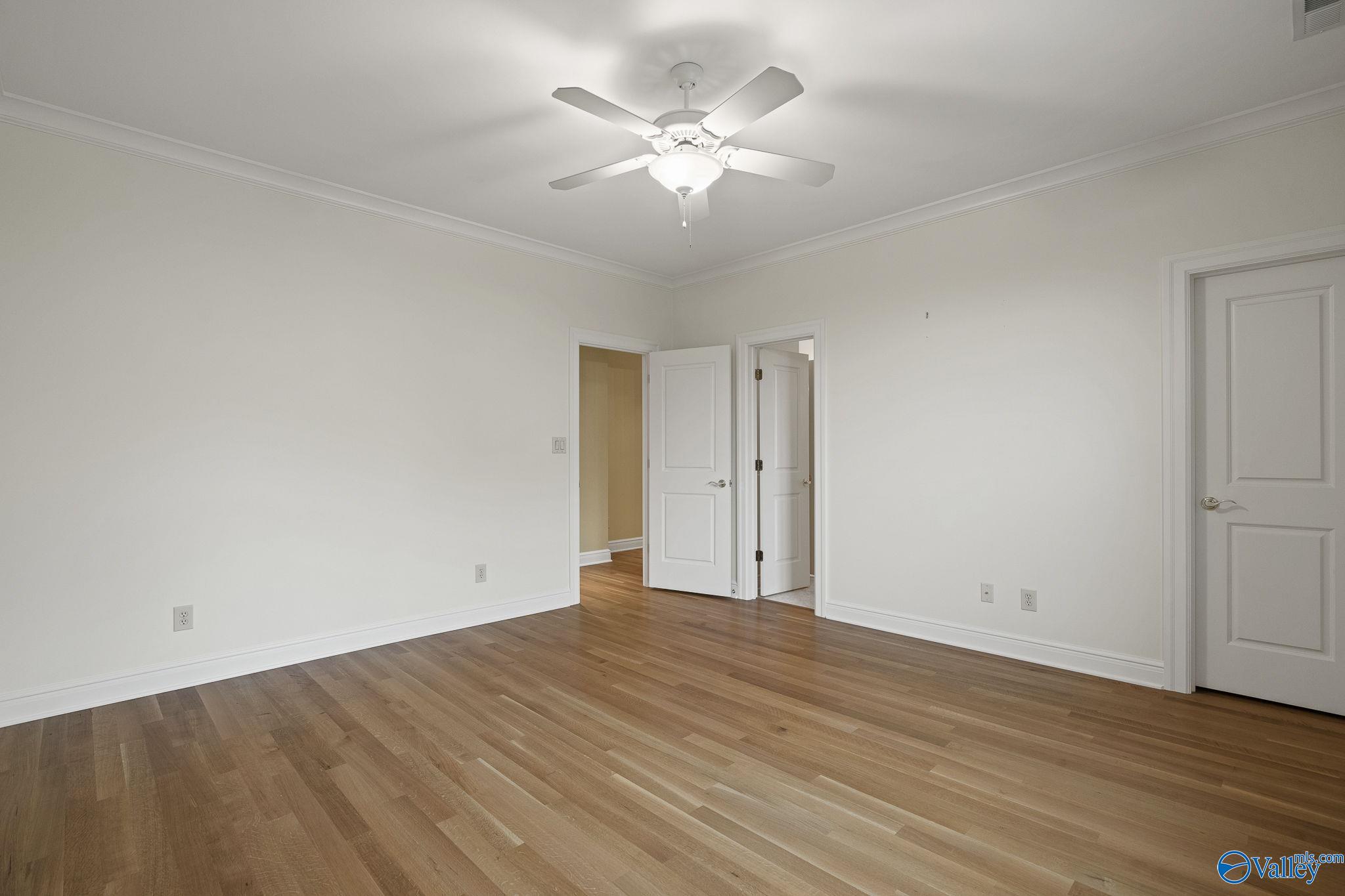 Huntsville, Alabama 35801, United States, 7 Bedrooms Bedrooms, ,6 BathroomsBathrooms,Residential,Active,188524