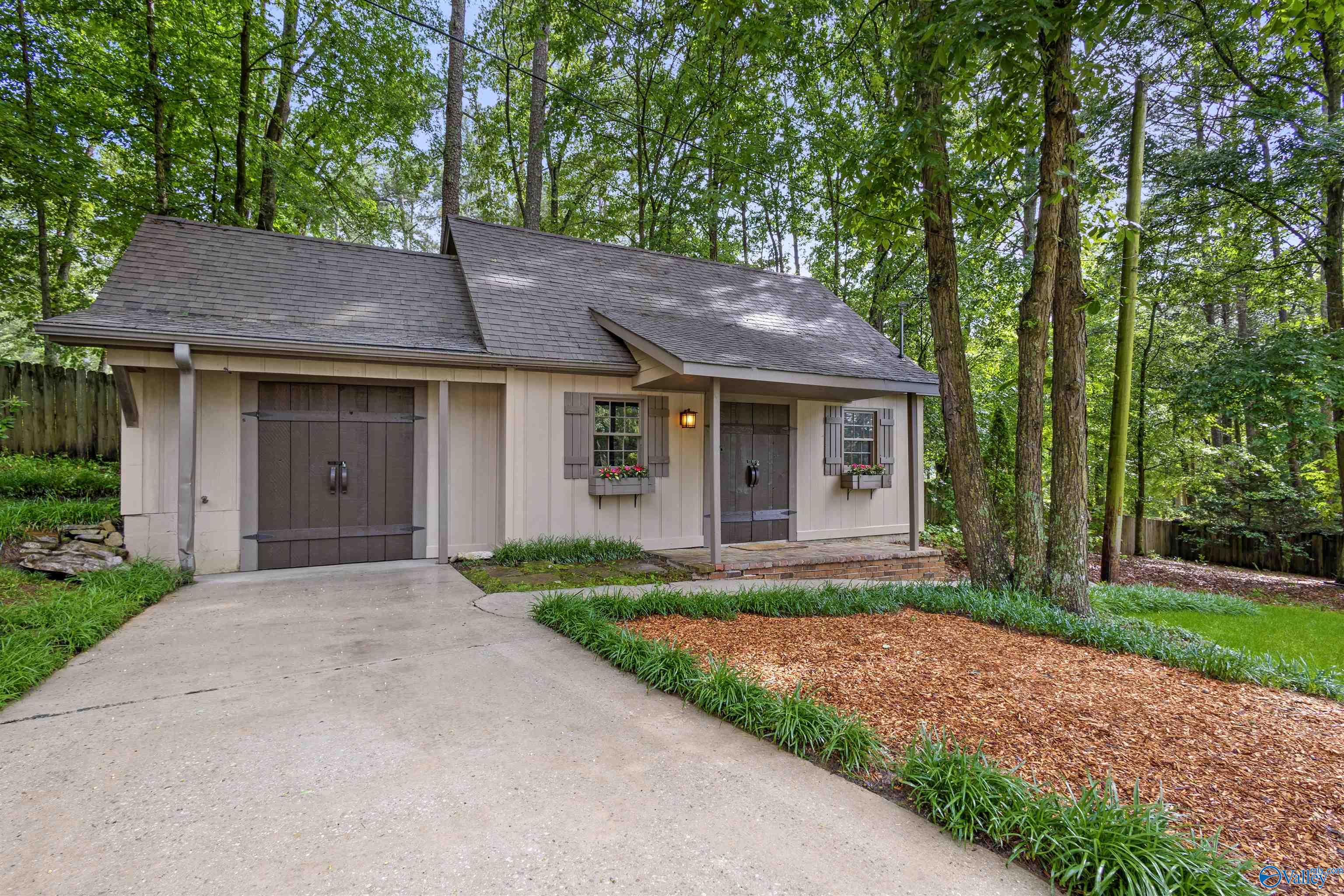 2015 Chapel Hill Road, Decatur, Alabama image 29