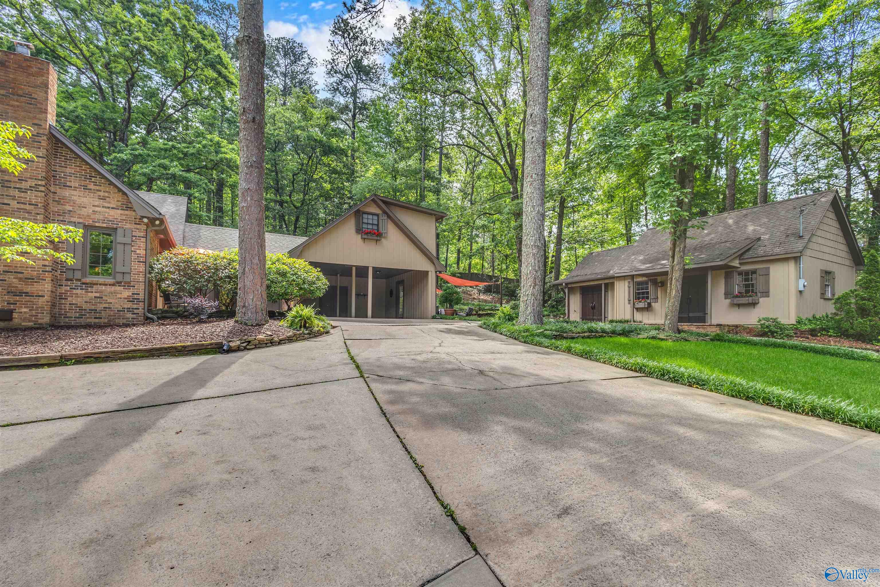 2015 Chapel Hill Road, Decatur, Alabama image 32