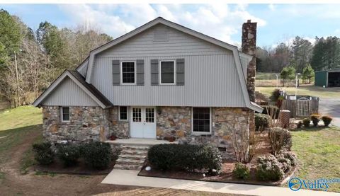 Photo of 1700 Pleasant Hill Church Road, Boaz, AL 35957 (MLS # 21911451)