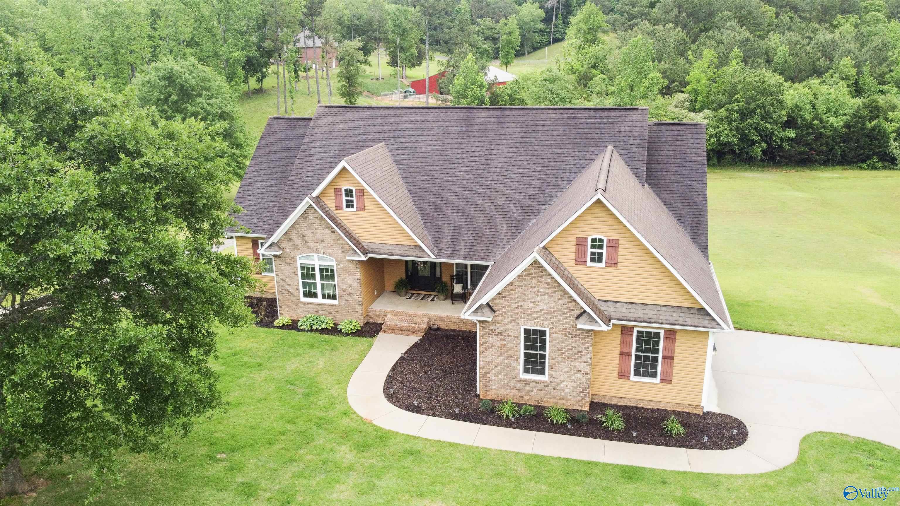 117 Hess Drive, Bridgeport, Alabama image 1