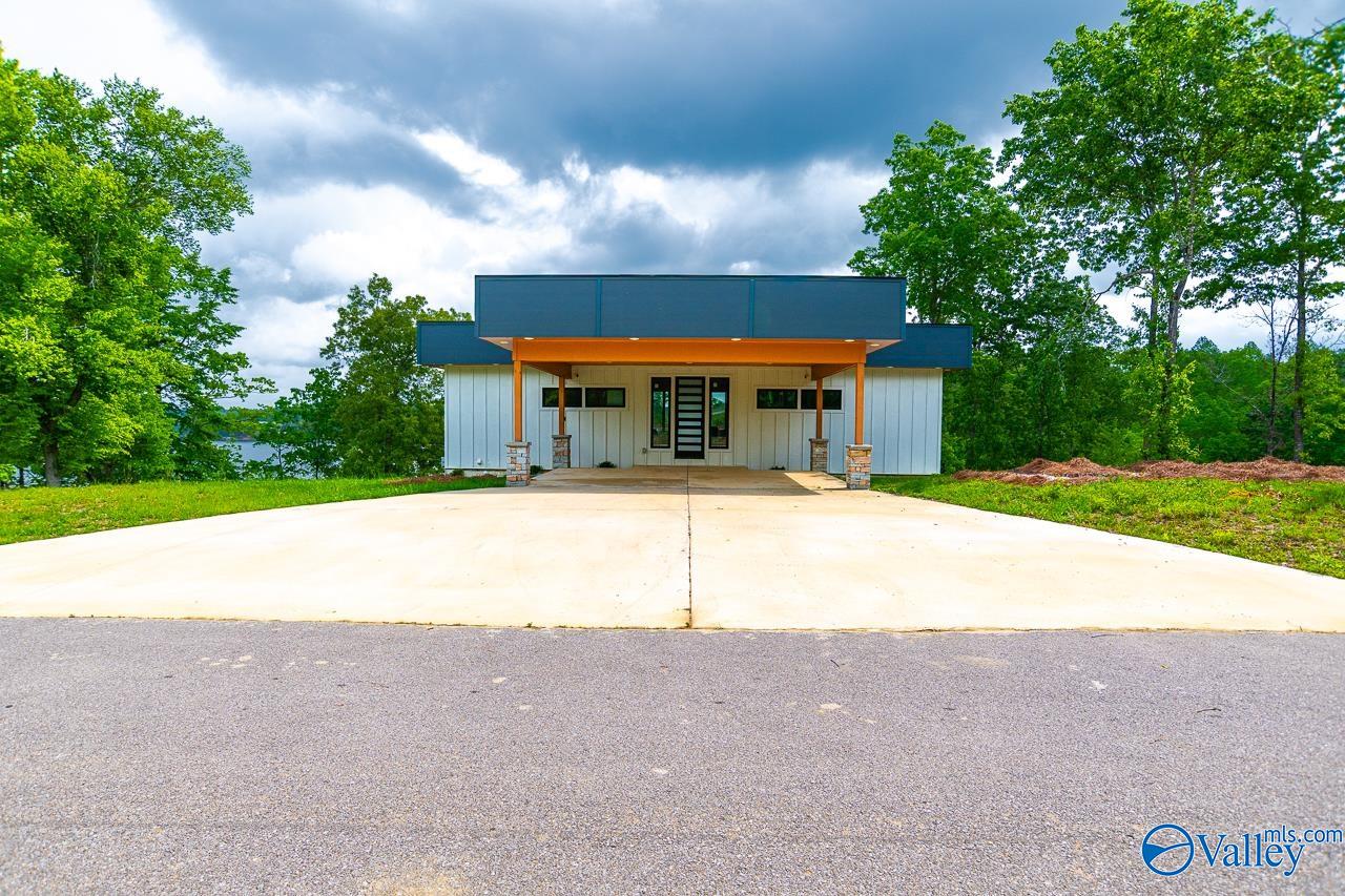 130 County Road 2111