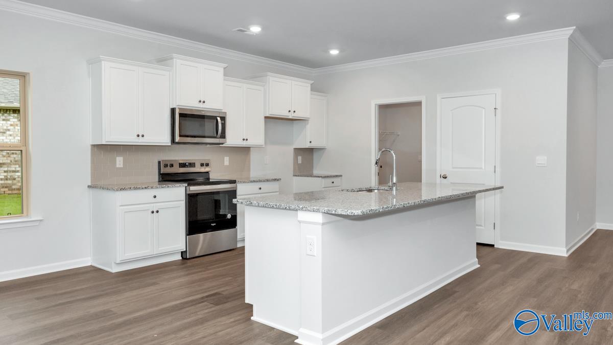 304 Wraywood Road, Huntsville, Alabama image 8