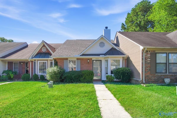 453 AUTUMNWOOD DR SW, DECATUR, AL 35601 - Image 237676be21d62c3b25425c883881bcc0/776603155