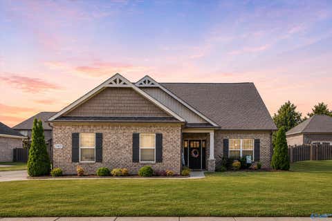 Homes For Sale - 23429 Lionheart Drive<br/> Athens, AL 35613