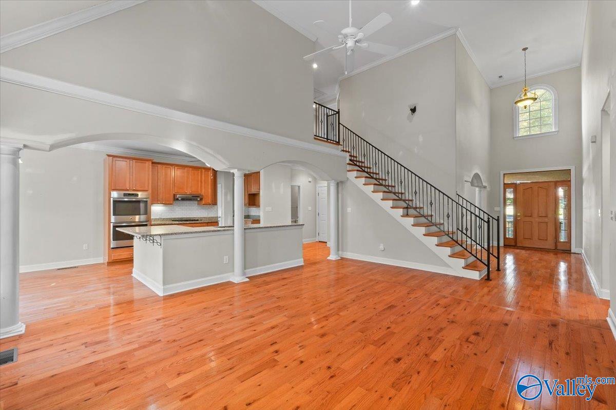 2107 Greenslope Trail NE