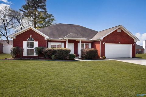 Homes For Sale - 121 Bambi Lane<br/> Madison, AL 35758