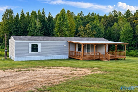 Mobile Home For Sale - 249 County Road 327<br/> Double Springs, AL 35553