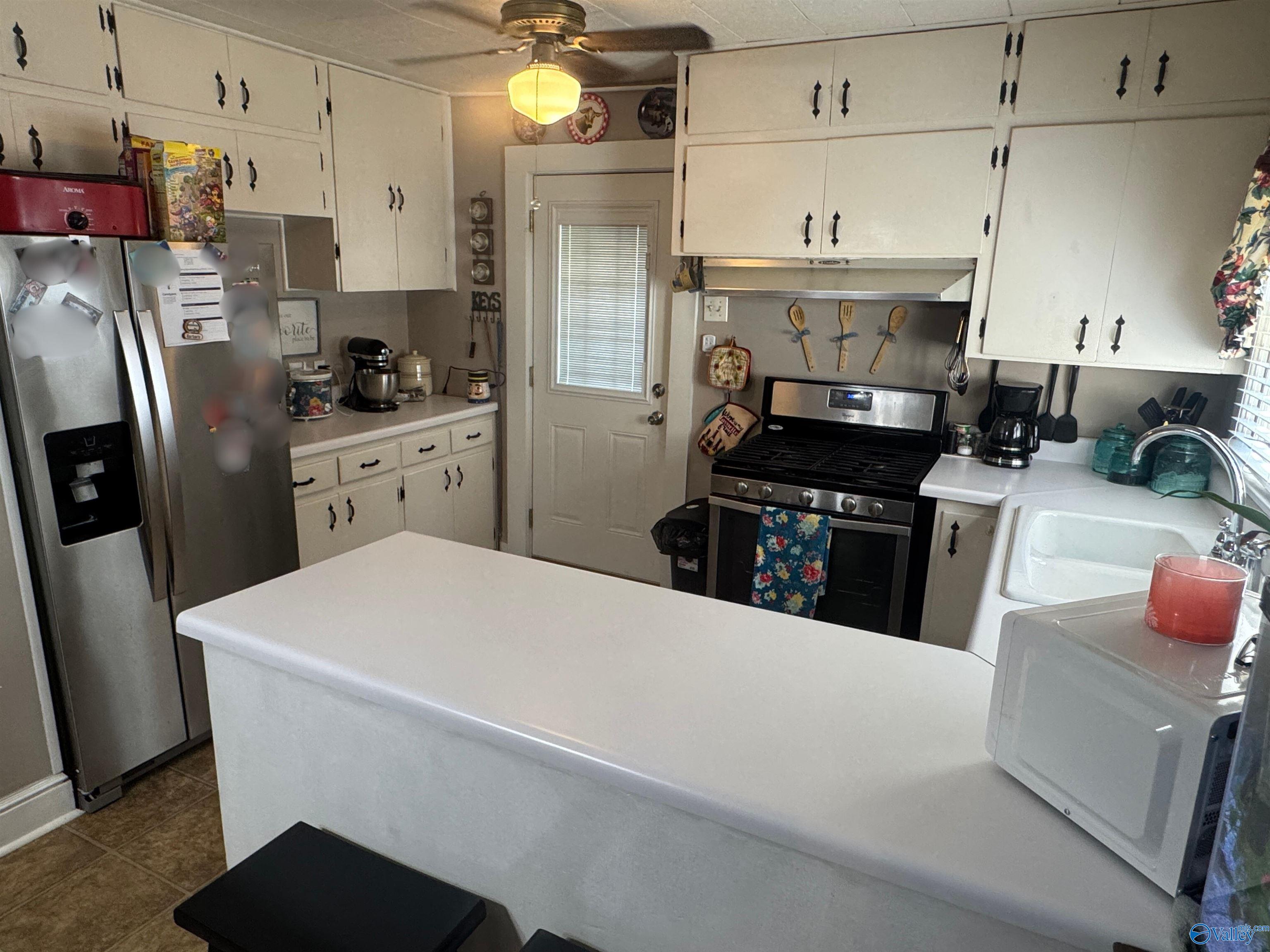 906 Riverview Drive, Gadsden, Alabama image 4