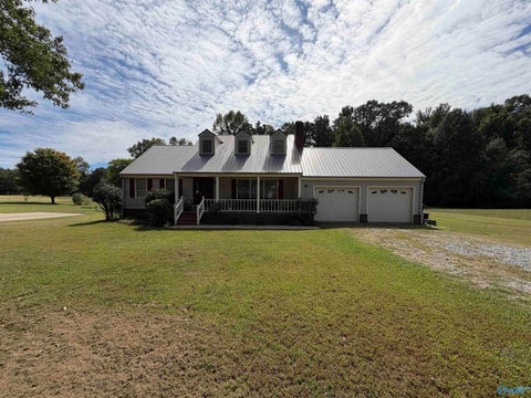 Homes For Sale - 3830 Friendship Road<br/> Arab, AL 35016