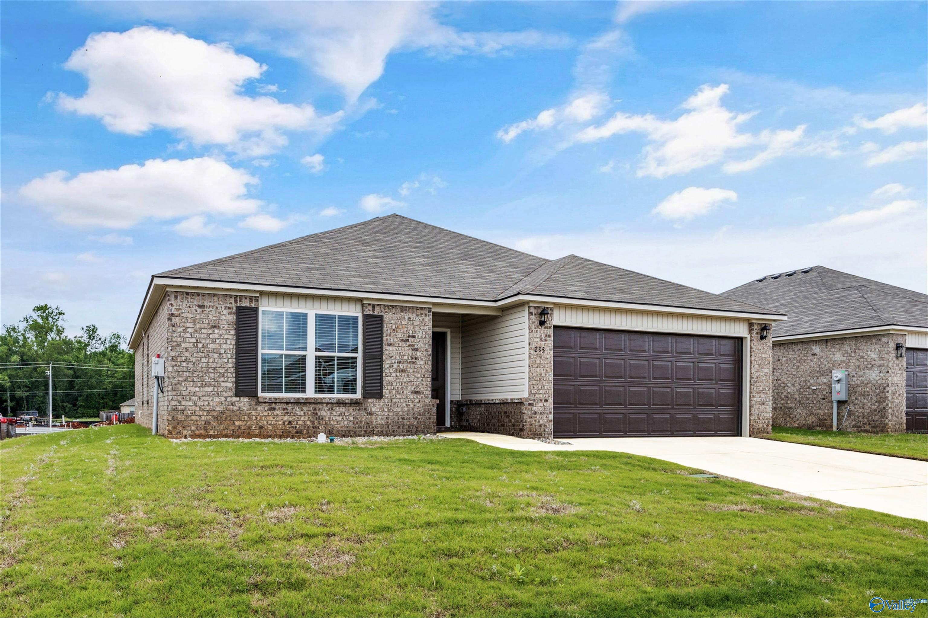 233 Delta Dawn Avenue, Toney, Alabama image 2