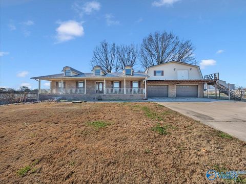 Homes For Sale - 417 County Road 407<br/> Sylvania, AL 35988