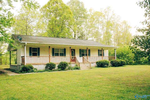 Homes For Sale - 197 County Road 584<br/> Rainsville, AL 35986