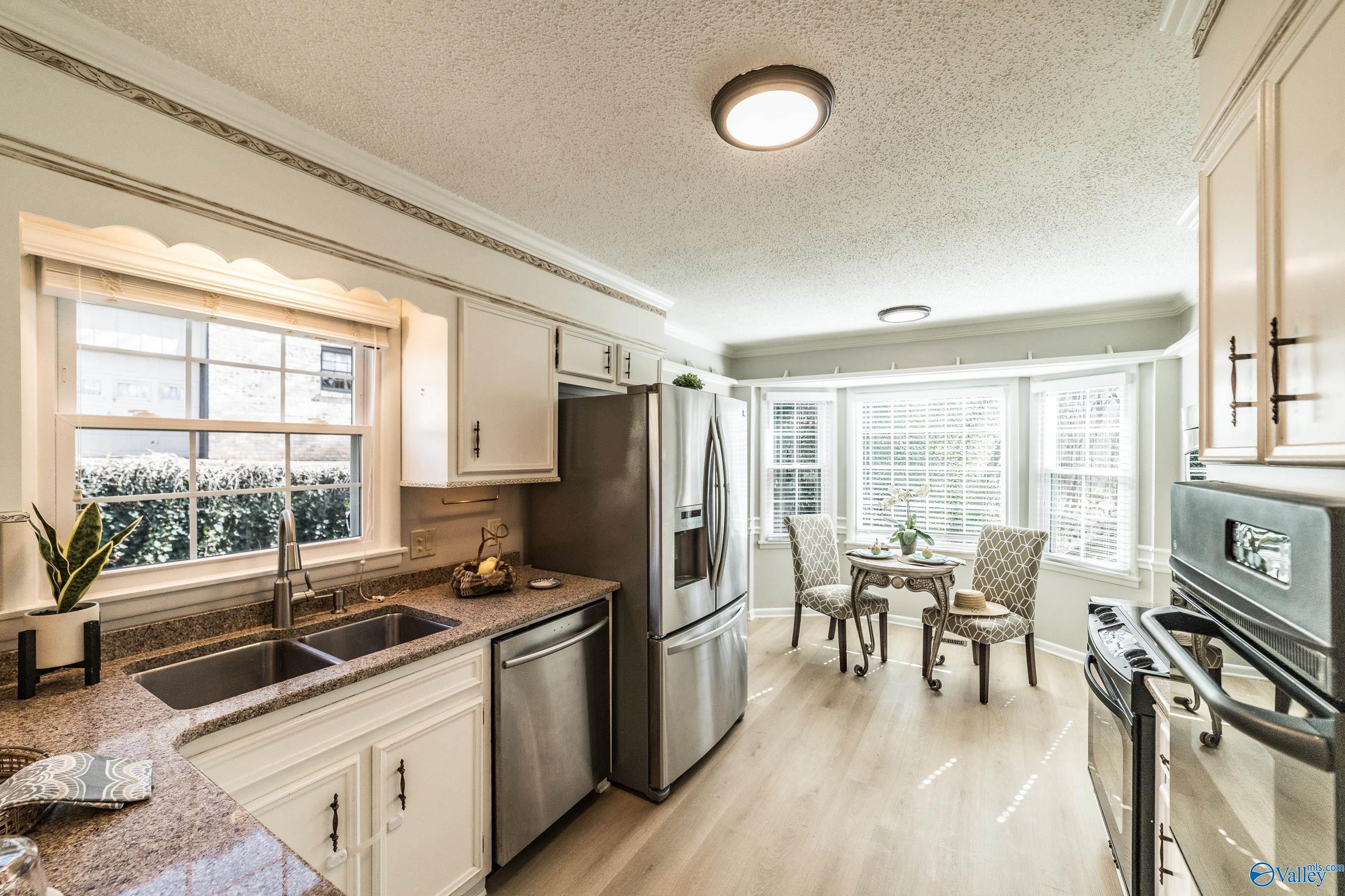 Huntsville, Alabama 35803, United States, 4 Bedrooms Bedrooms, ,3 BathroomsBathrooms,Residential,Active,7174