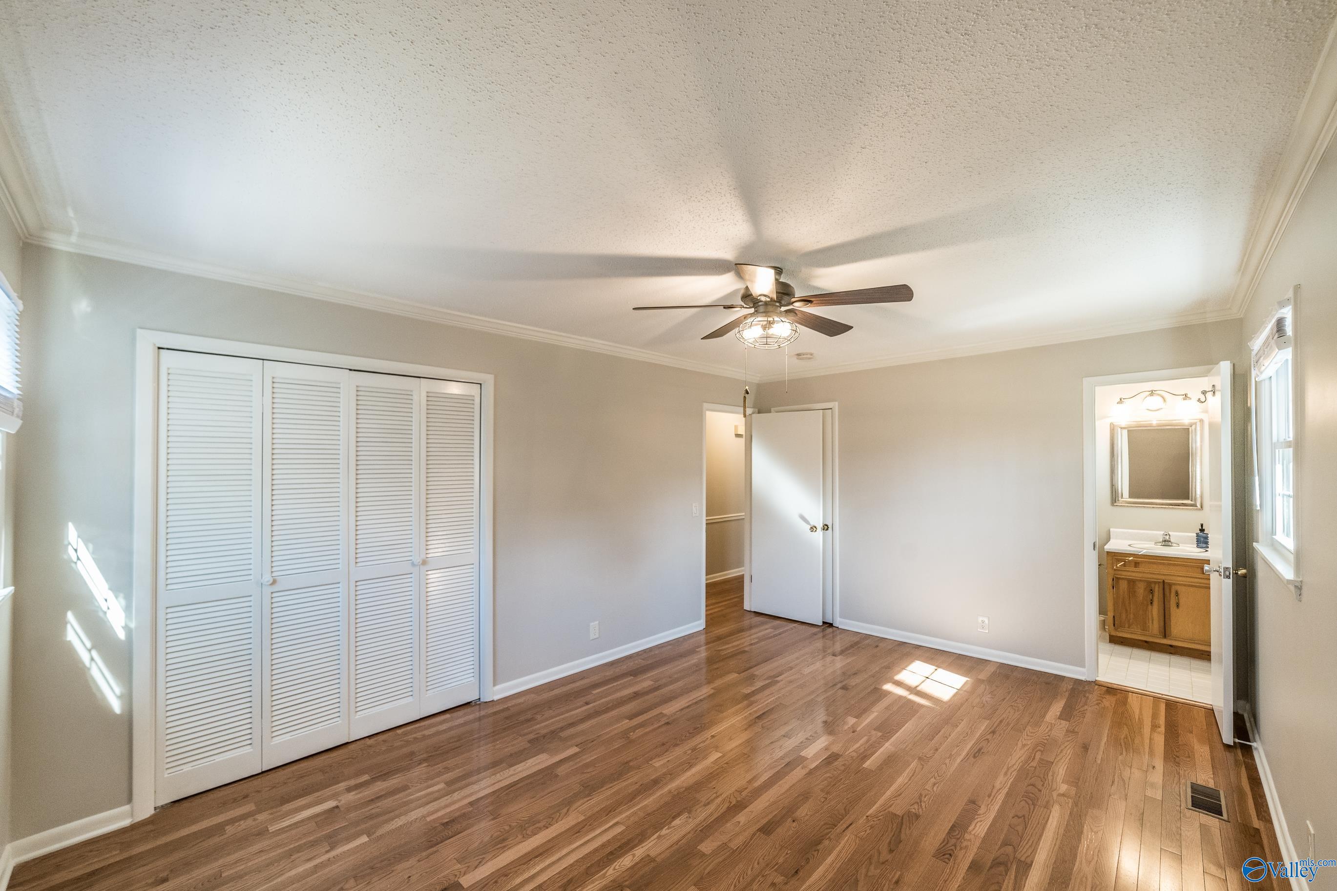 Huntsville, Alabama 35803, United States, 4 Bedrooms Bedrooms, ,3 BathroomsBathrooms,Residential,Active,7174