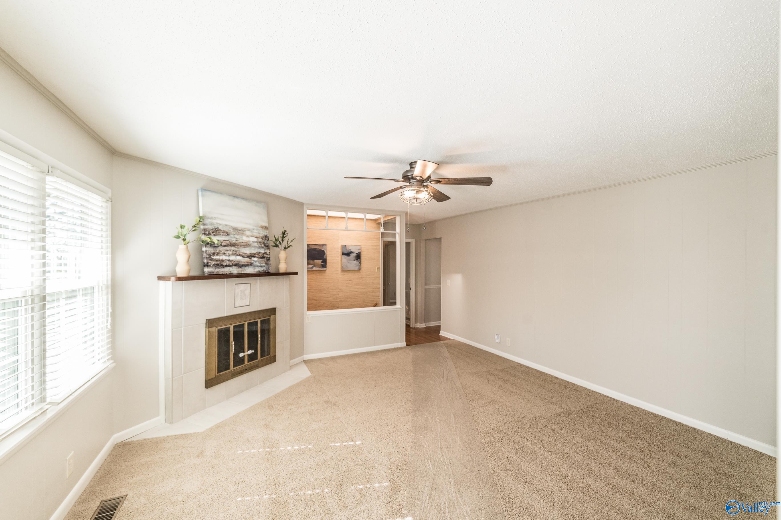 Huntsville, Alabama 35803, United States, 4 Bedrooms Bedrooms, ,3 BathroomsBathrooms,Residential,Active,7174