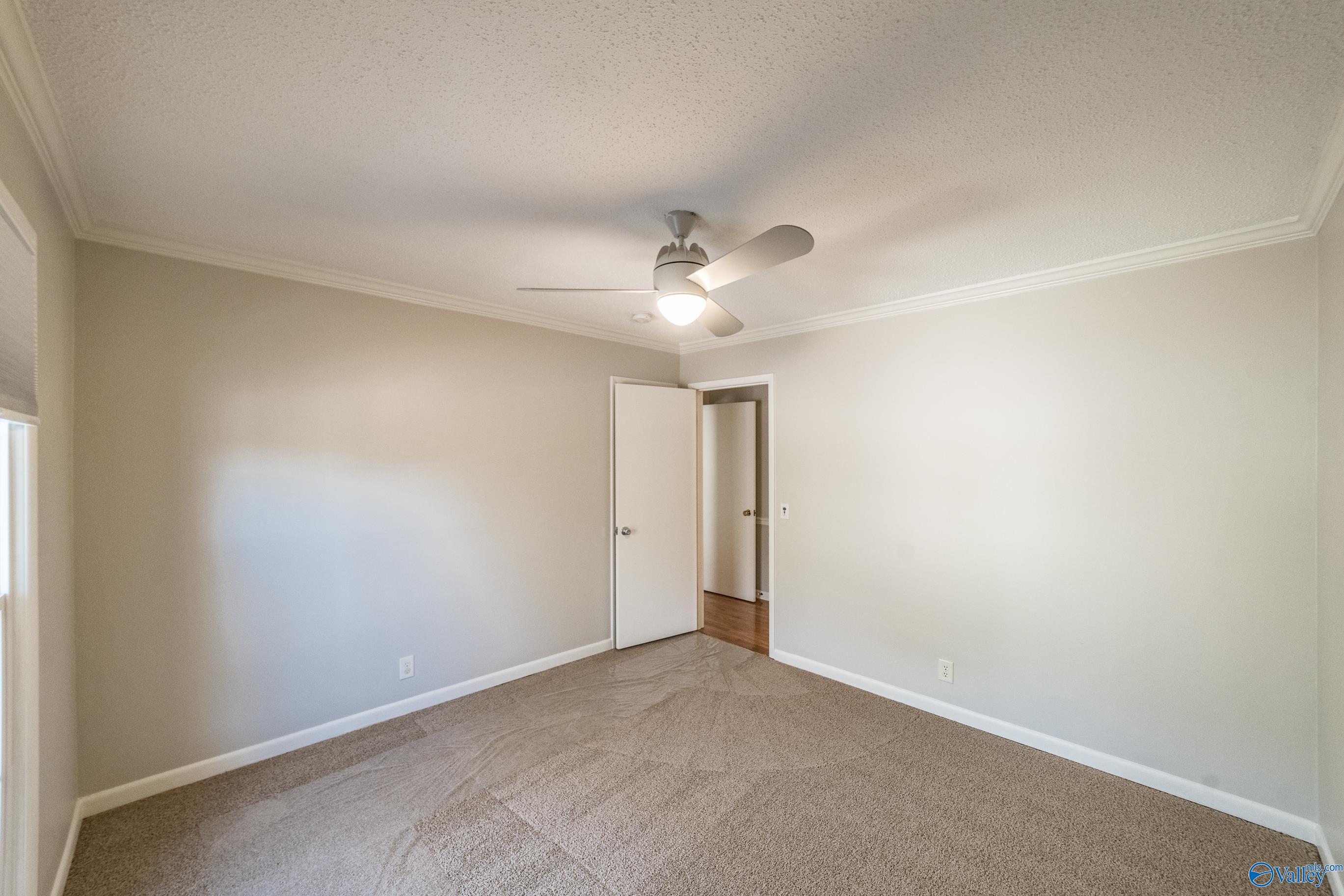 Huntsville, Alabama 35803, United States, 4 Bedrooms Bedrooms, ,3 BathroomsBathrooms,Residential,Active,7174