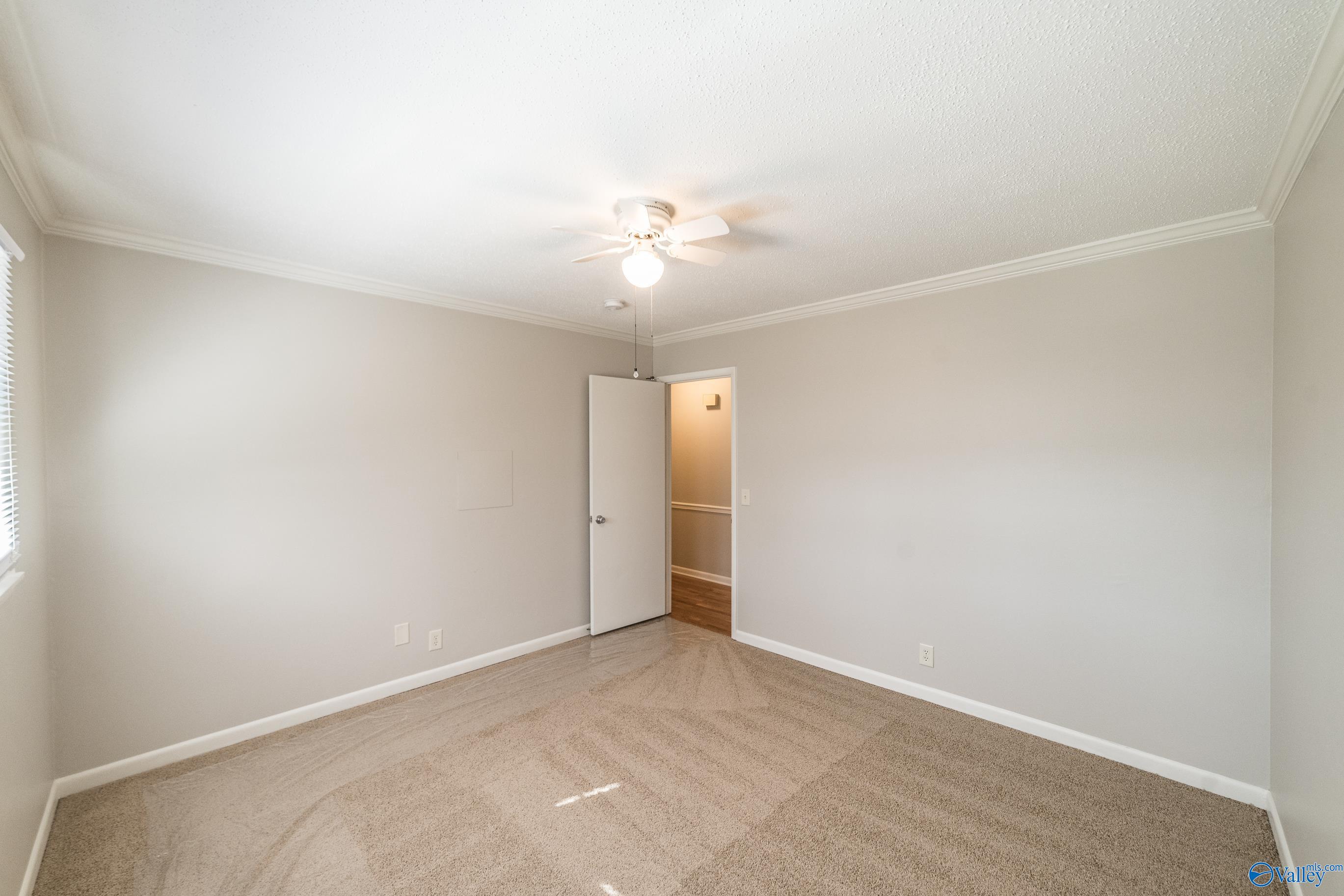 Huntsville, Alabama 35803, United States, 4 Bedrooms Bedrooms, ,3 BathroomsBathrooms,Residential,Active,7174