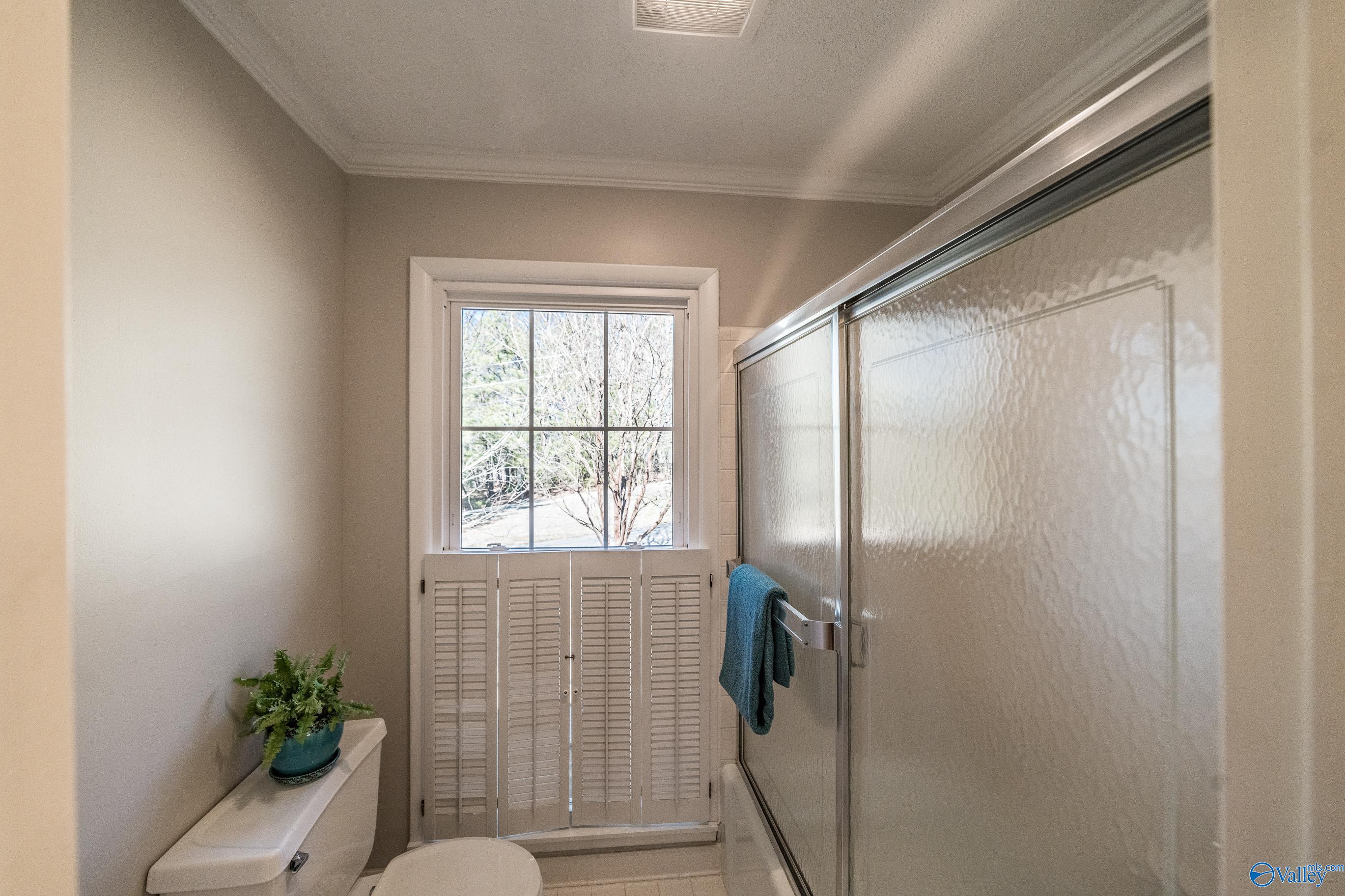 Huntsville, Alabama 35803, United States, 4 Bedrooms Bedrooms, ,3 BathroomsBathrooms,Residential,Active,7174