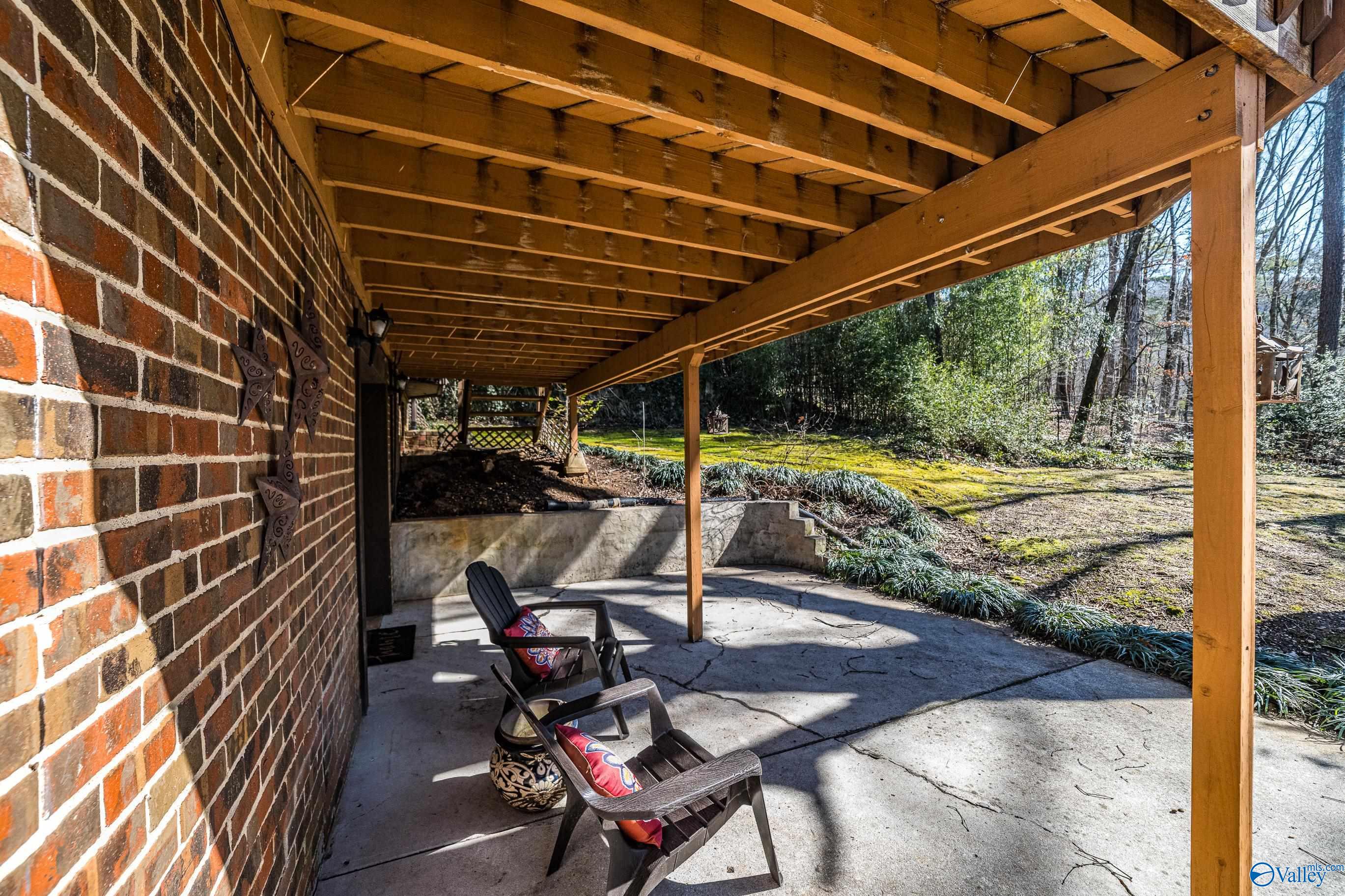 Huntsville, Alabama 35803, United States, 4 Bedrooms Bedrooms, ,3 BathroomsBathrooms,Residential,Active,7174