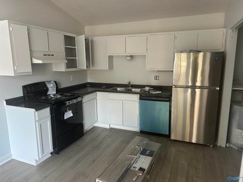 3705 Squaw Valley  Drive Huntsville AL 35805