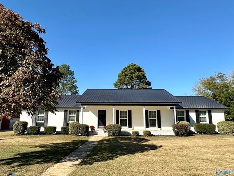 Homes For Sale - 106 Yorkshire Place<br/> Etowah County, Rainbow City, AL 35906