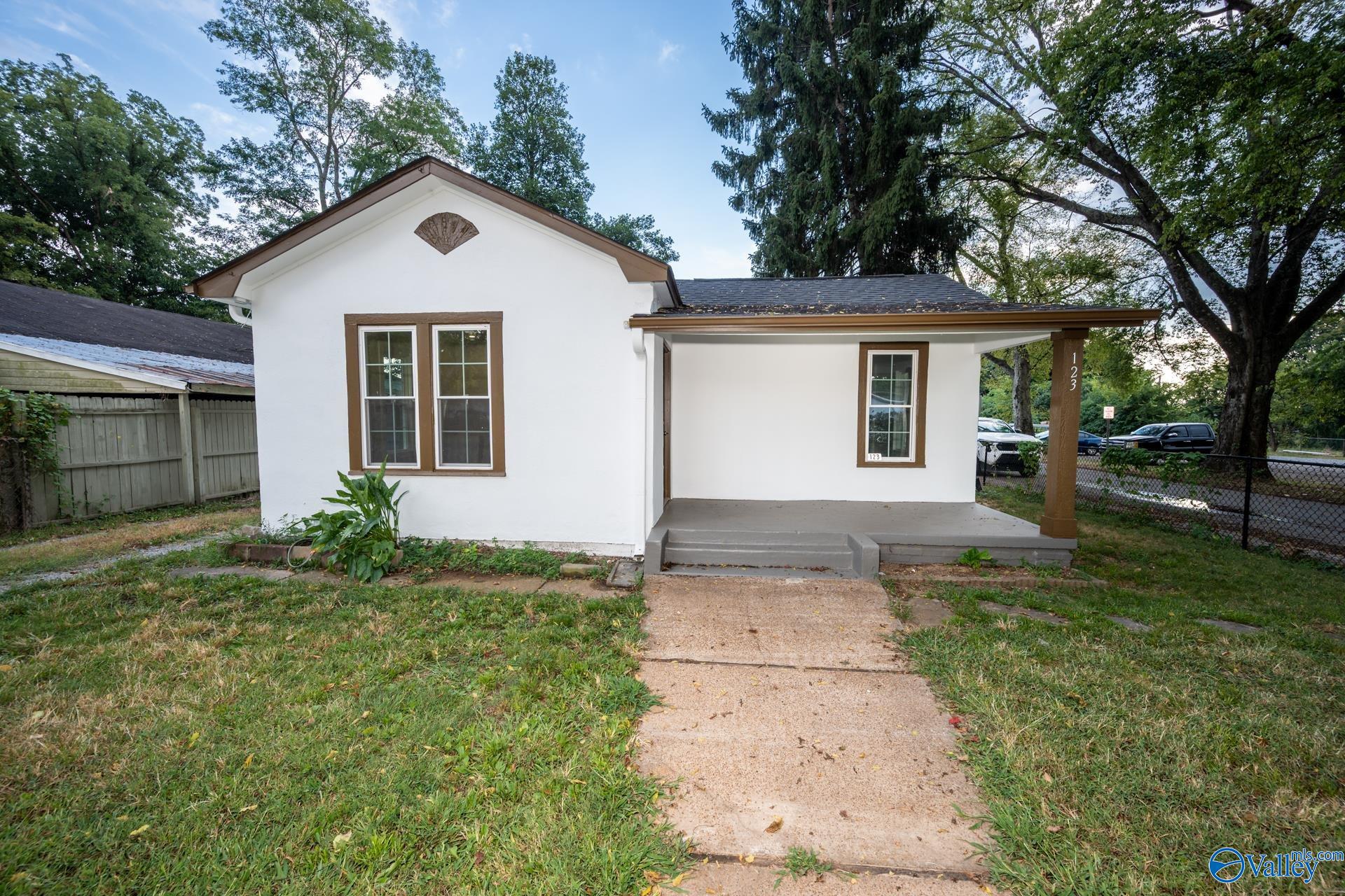 123 Maple Avenue