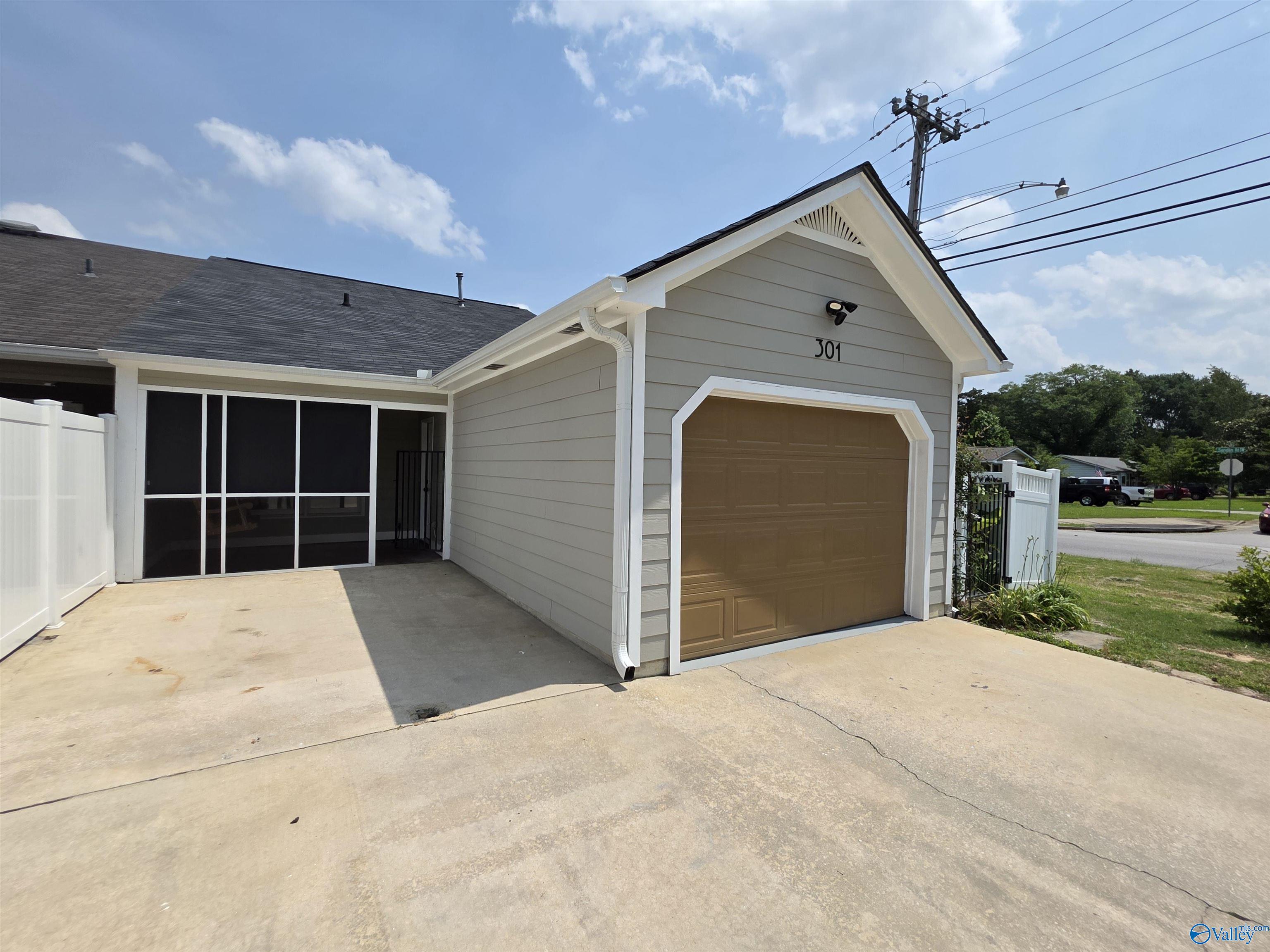 301 Clark Street, Decatur, Alabama image 5