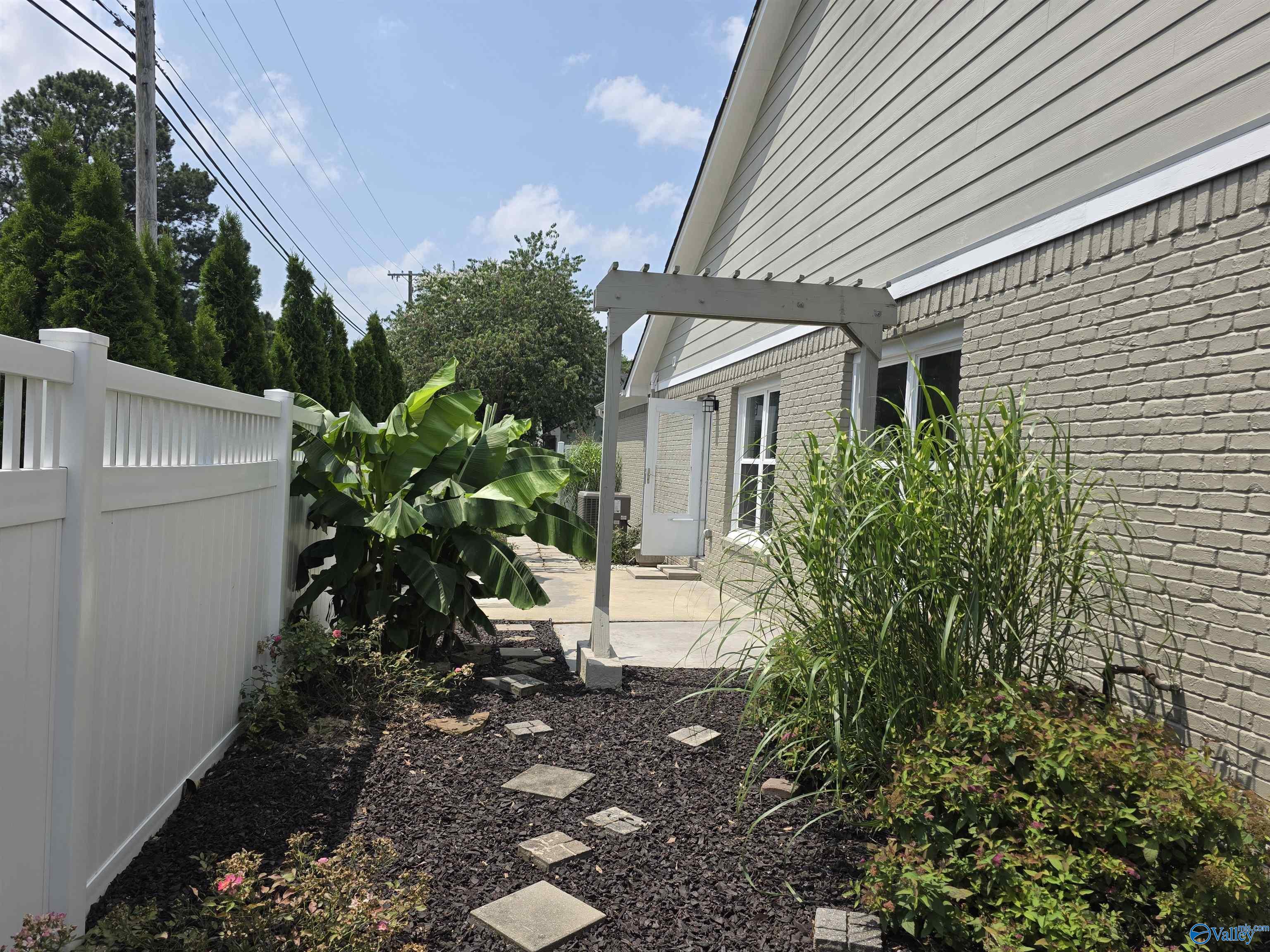 301 Clark Street, Decatur, Alabama image 3
