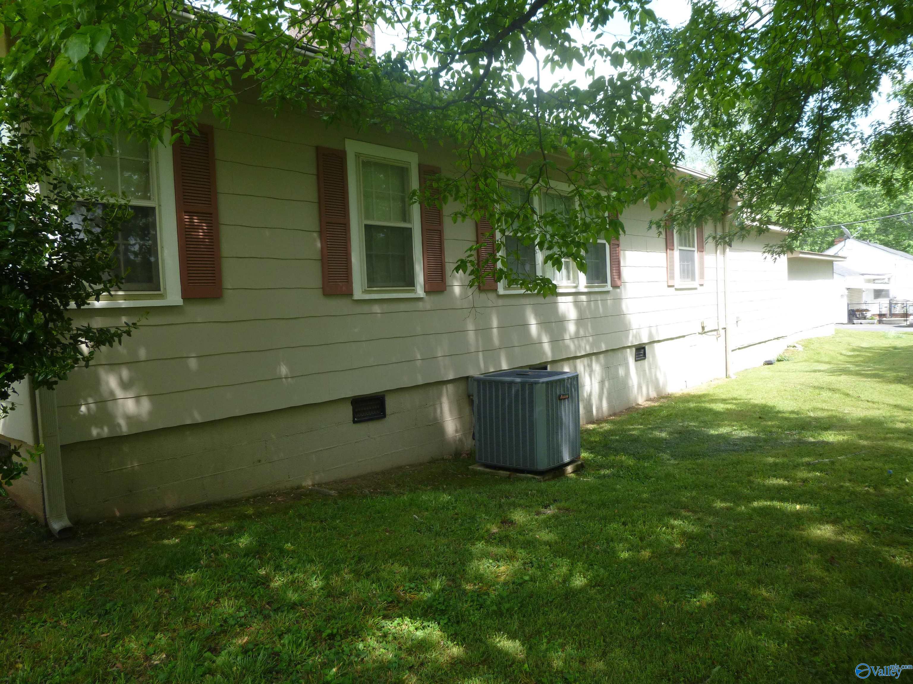 204 16th Street, Fort Payne, Alabama image 4