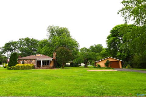 Homes For Sale - 590 W 2nd Avenue<br/> Grant, AL 35747