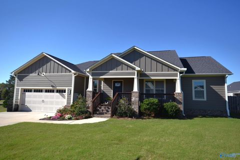 1839 Fox Chase Trail Cullman AL 35055
