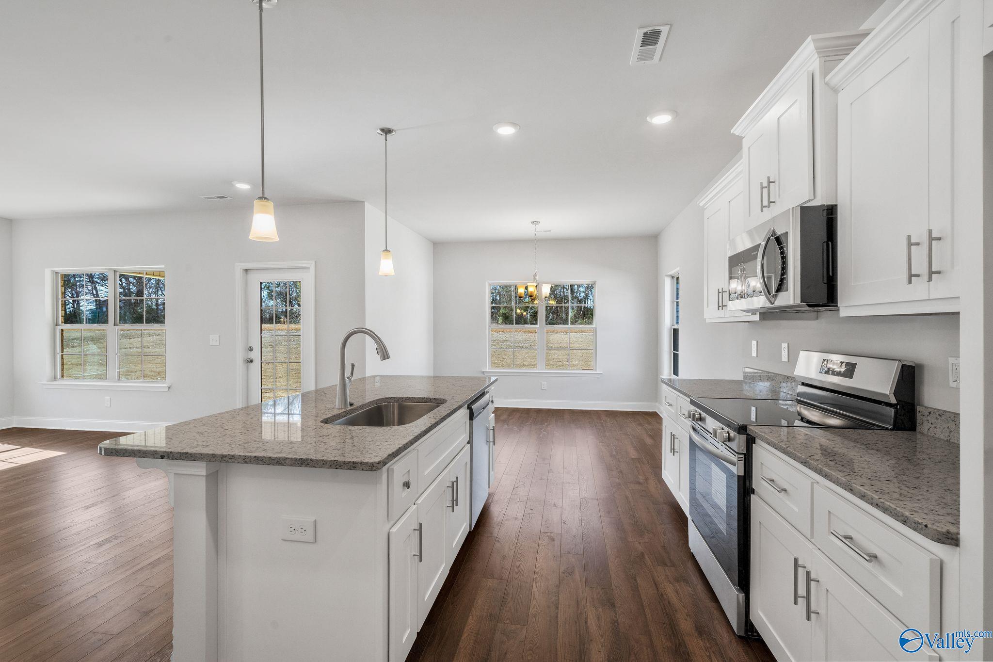 15500 Lapwing Cove, Athens, Alabama image 12