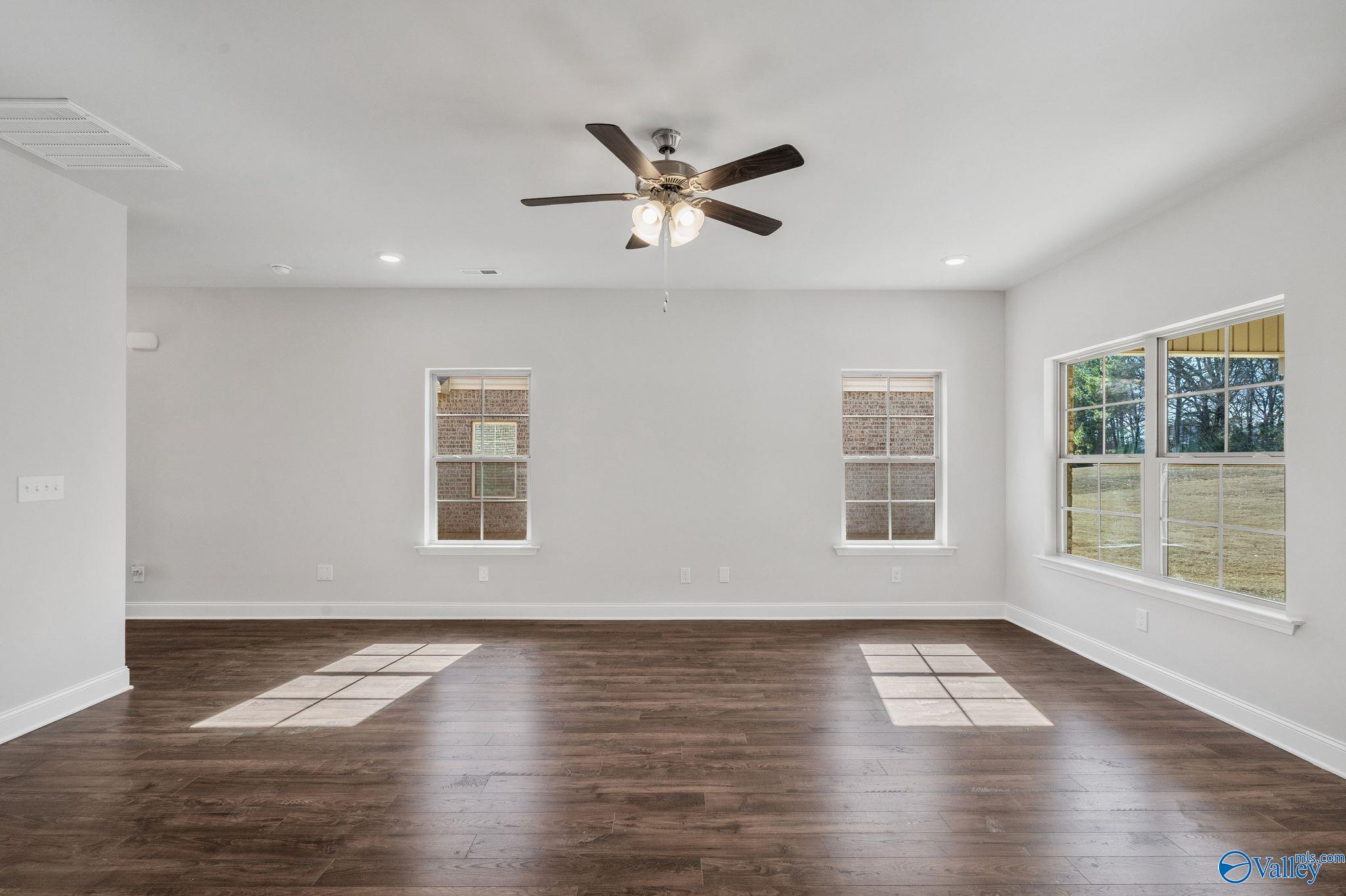 15500 Lapwing Cove, Athens, Alabama image 8