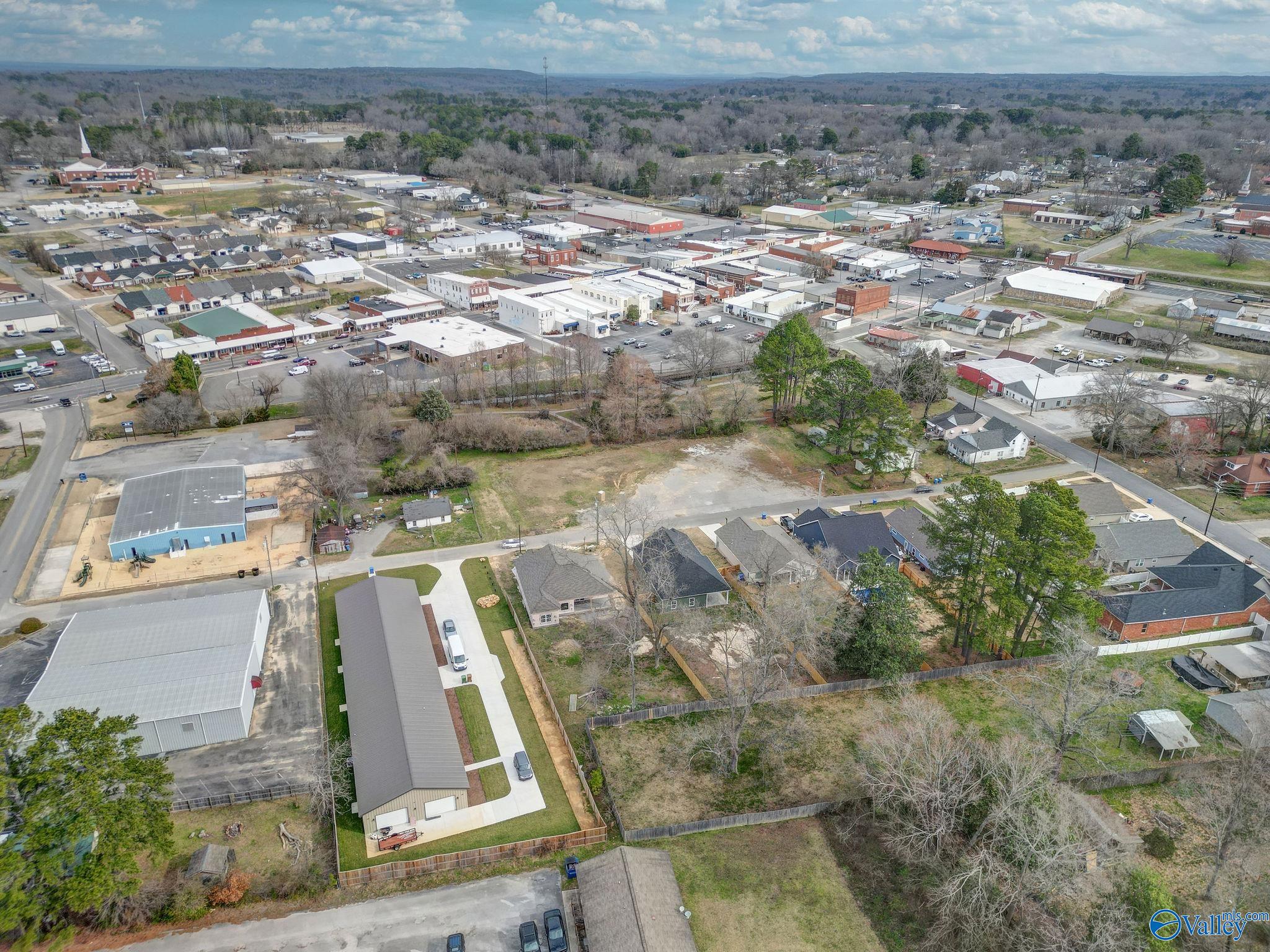 400 Woodall Street, Hartselle, Alabama image 32