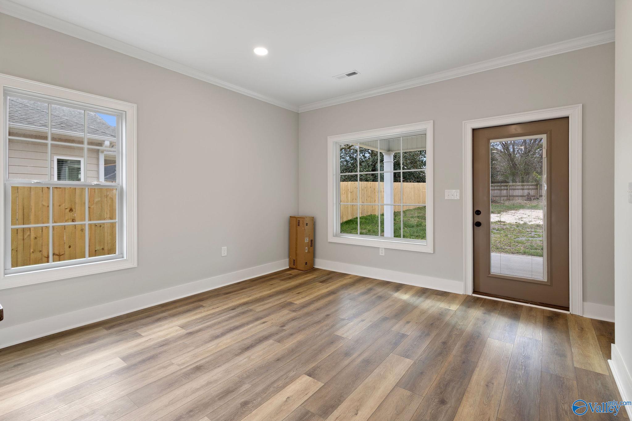 400 Woodall Street, Hartselle, Alabama image 12