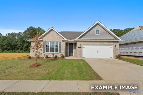 Homes For Sale - 3014 Wayward Drive<br/> Decatur, AL 35603