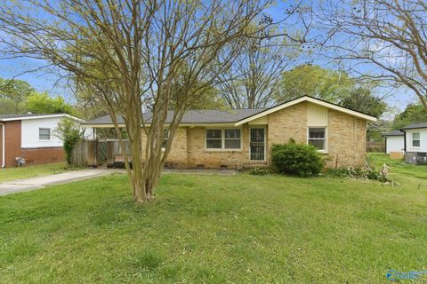 Homes For Sale - 3209 Berkley Street<br/> Huntsville, AL 35805