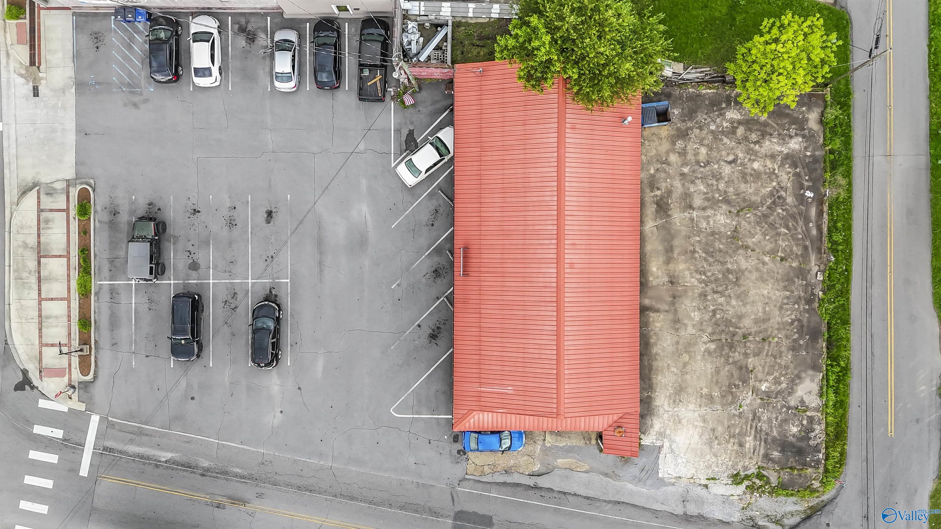 10 N Main Street