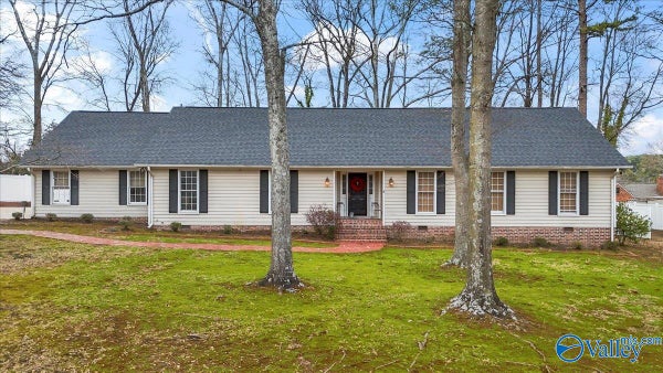 105 HUDGINS DR, ALBERTVILLE, AL 35951 - Image 26c2bfecfa740f895649dd03fcbdd1cb/3929569342