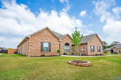 Apartment For Sale - 26439 Birkshire Lane<br/> Athens, AL 35613