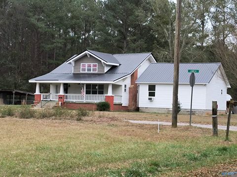 Photo of 18 Jones Road, Gadsden, AL 35901 (MLS # 21905155)
