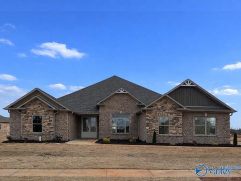 Homes For Sale - 26334 Old Town Drive<br/> Athens, AL 35613