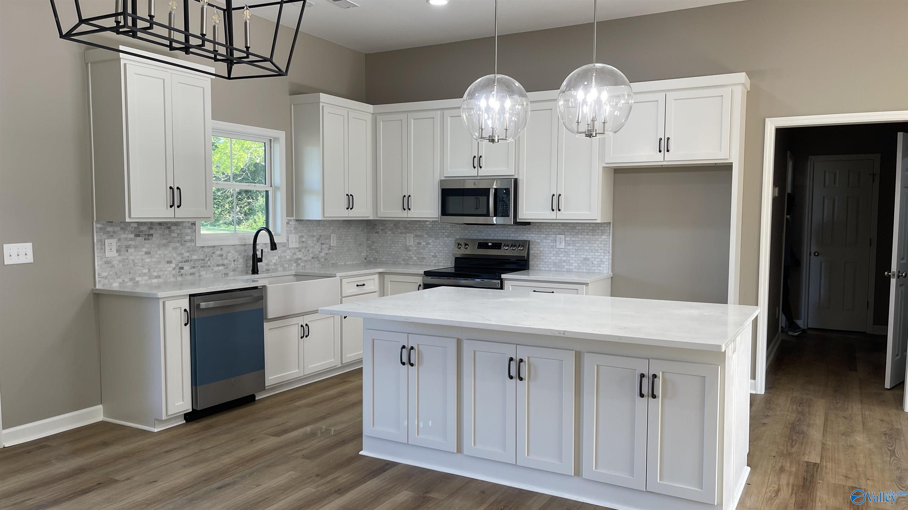 1993 New Haven Drive