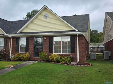 Homes For Sale - 509 College Street Nw St<br/> Hartselle, AL 35640