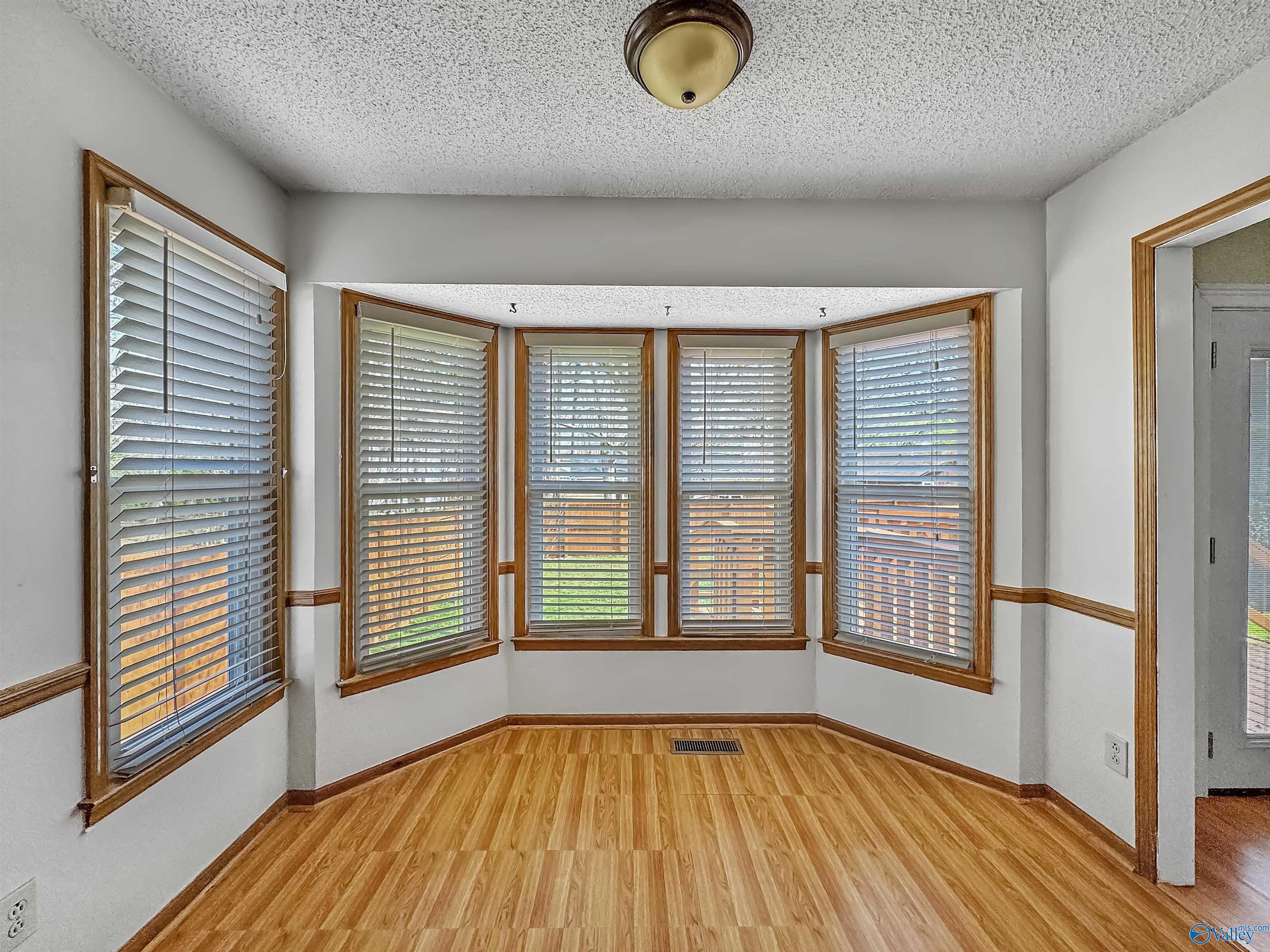 1062 Sandy Springs Road, Huntsville, Alabama image 9